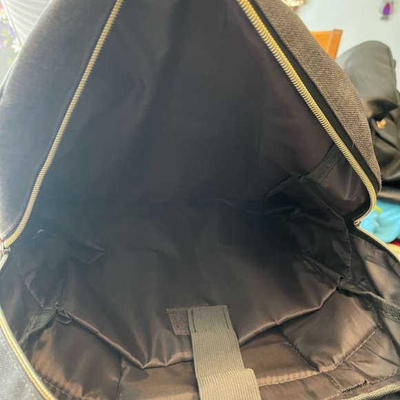 Modoker Backpack - Picture 4 of 8